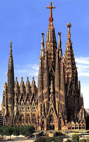 File:SagradaFamilia.jpg