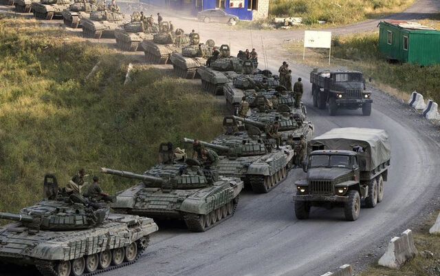 File:RussianTanks.jpg