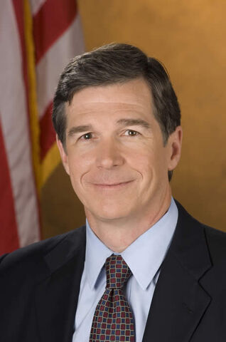 File:RoyCooper.jpg