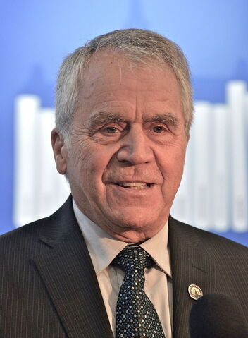 File:François Gendron 2015-04-09.jpg