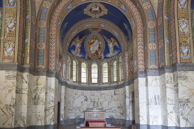 File:Chapel interior.jpg
