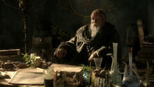 Pycelle 1x04.jpg