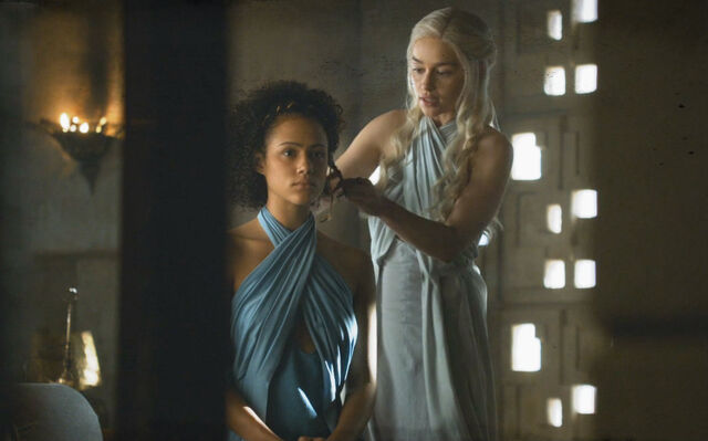 File:Missandei with daenerys.jpg