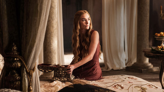 File:Mhysa Cersei finale image.jpg