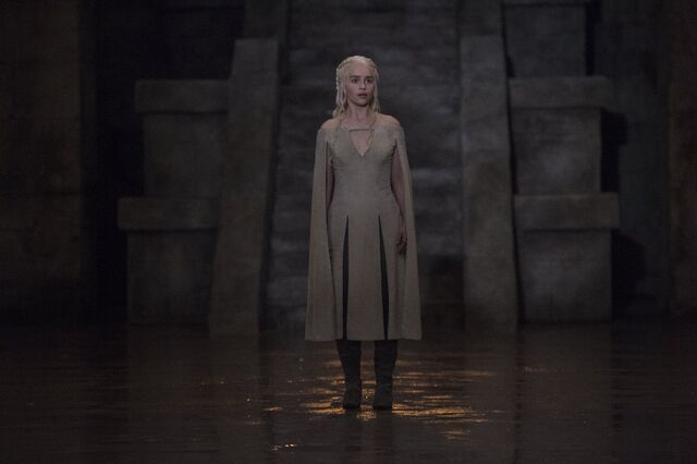 Datei:501 Daenerys.jpg
