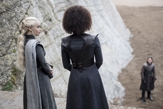 File:Daenerys-Missandei-Spoils-of-War.jpg