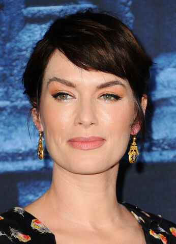 File:Lena Heady s6 premeire of series 2016.jpg