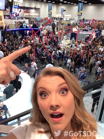 Файл:SDCC 2015 Натали.jpg
