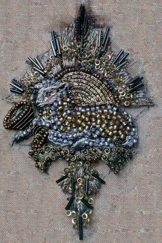 File:Lollys Stokeworth sigil embroidery behind the scenes closeup.jpg