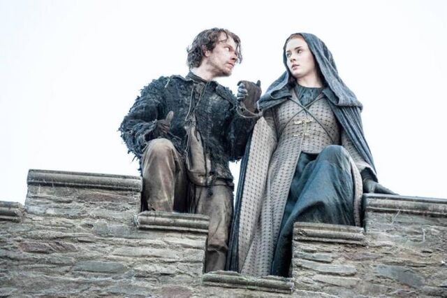 File:Theon and Sansa escape.jpg