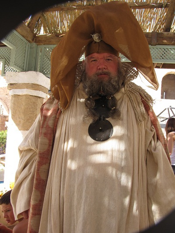 Datei:PilotIanMcNeice.IllyrioMopatis.png