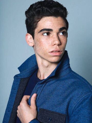 File:Cameron Boyce- 127427779683550232425426575315864830236855 n.jpg