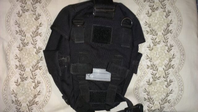 File:Blackhawk Pouch Rear.jpg