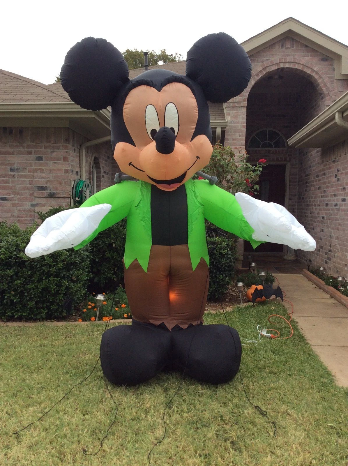 Image Gemmy inflatable mickey mouse as monster.JPG Gemmy Wiki