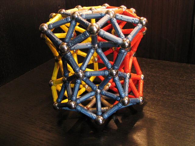 File:(0 0 18 32 6)-deltahedron c.jpg