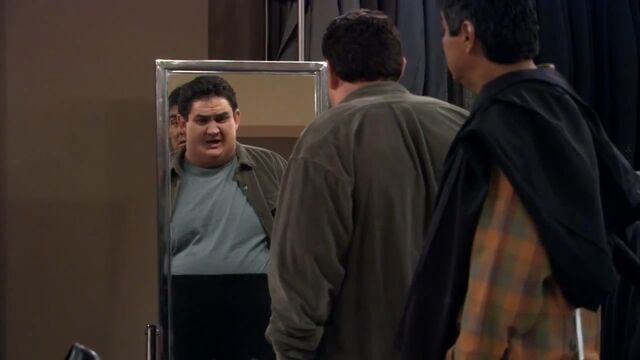 File:George Lopez ep 5x18 - Ernie fits in his mom's pants.jpg