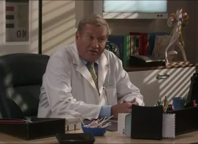 File:Ep 5x14 - Ken Howard as Dr. Woodson.jpg