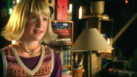 1000px-809Smallville0718.jpg