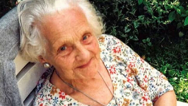 File:NellydeVries-Lammerts.jpg