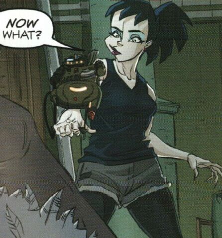 File:KylieGriffinIDW29.jpg