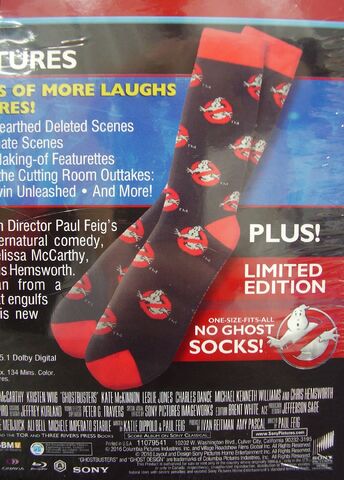 File:GhostbustersAnswerTheCallWalmartSocksGiftSet07.jpg