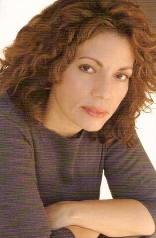 File:Yvette Cruise.jpg