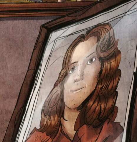File:LauraParrIDW13.jpg