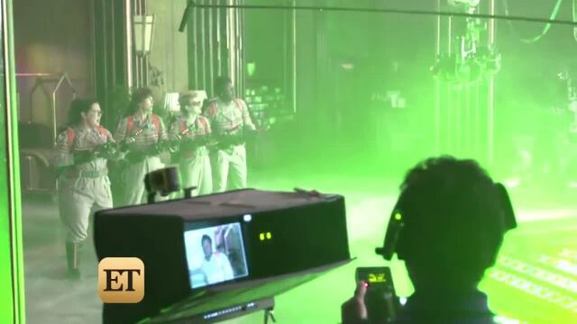 File:Ghostbusters2016SetVisitET4152016Clip12.jpg