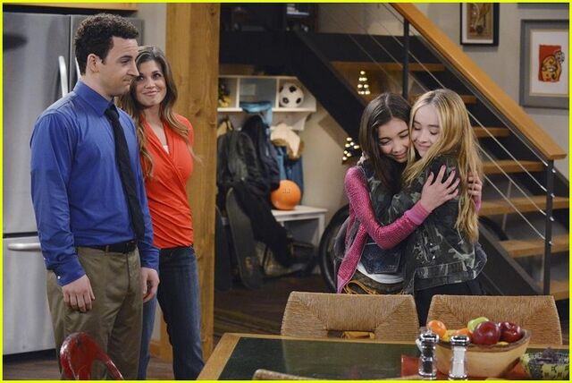 File:Girl-meets-world-newest-stills-08.jpg