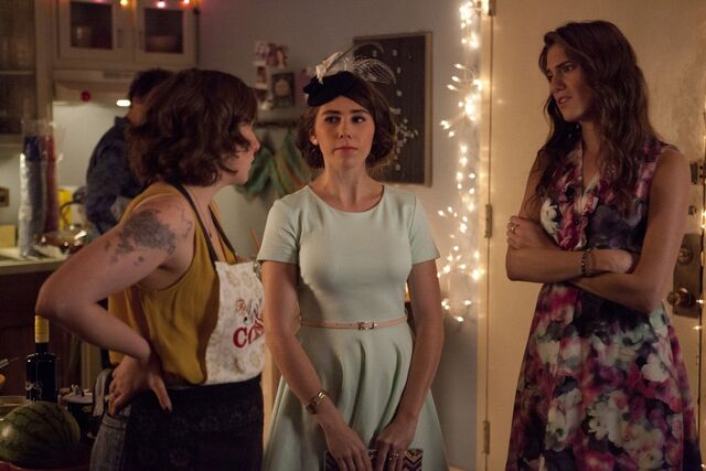 File:Girls 201.jpg