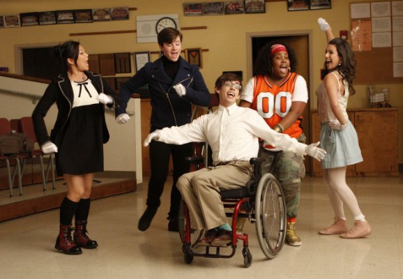 File:Glee23.jpg