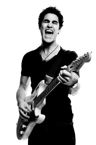 File:DarrenCrissRocksOut.jpg