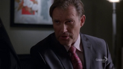 Glee-2x16-rod-remington-cap-26.png