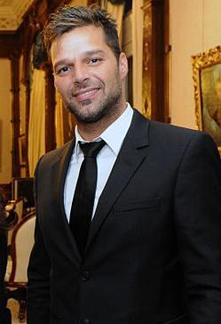 File:Ricky Martin cropped1.jpg