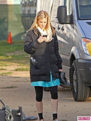 File:HEATHER-MORRIS-GLEE-2-435x580.jpg