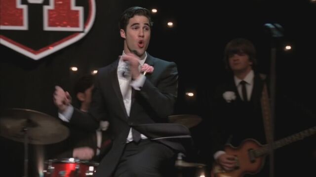File:Glee220-0910-1.jpg