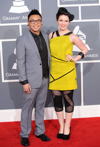 File:Lindsay+Pearce+54th+Annual+GRAMMY+Awards+Arrivals+QrCnx-vQNBll.jpg