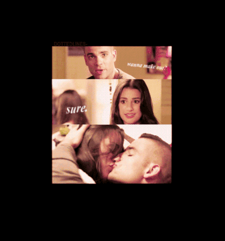 File:Tumblr lcnk7xoZkk1qaqo5io1 500.gif