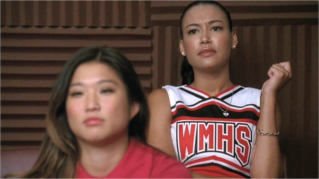 File:Tina&SantanaS03E01.png