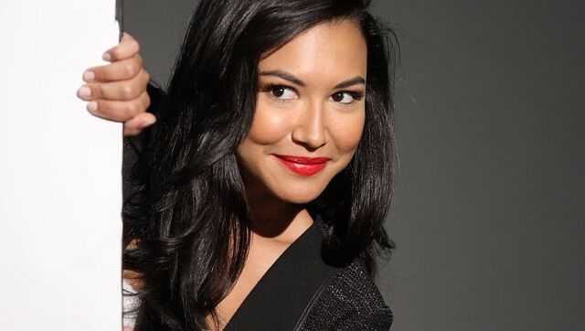 File:Fox S4 glee.jpg
