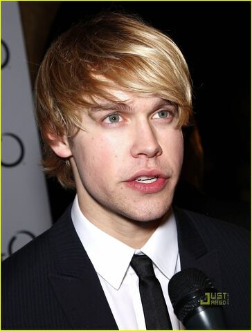 File:Chord-Overstreet-Tao-Birthday-Bash-chord-overstreet-19483763-928-1222.jpg