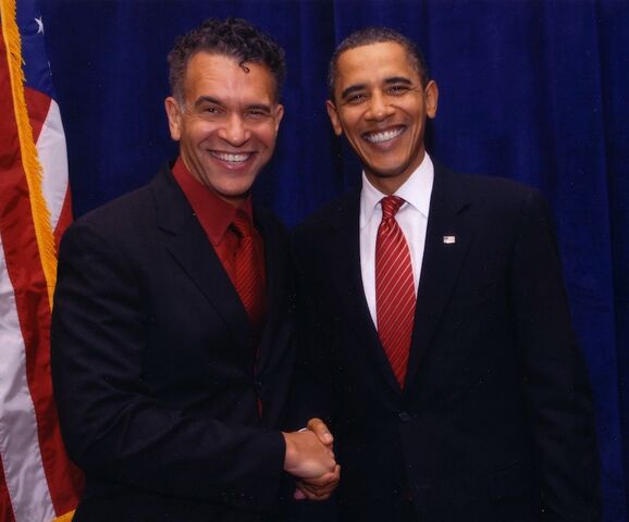 File:Stokes-and-obama-web.jpg