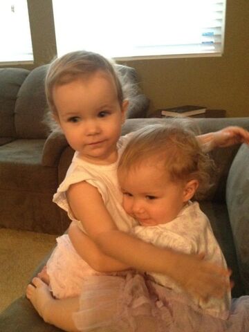 File:Twins for Beth.jpg