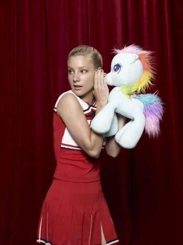 File:Brittany season 3.jpeg