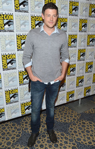 File:CoryMonteithatComicCon.jpg