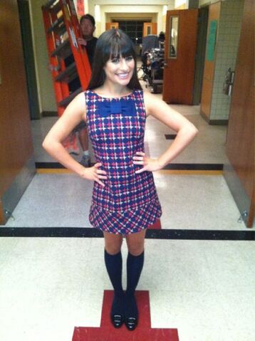File:Lea-michele-twitter-1-season3.jpg