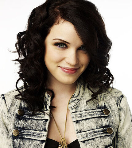 File:Lindsay-Pearce-the-glee-project-22161742-538-600.jpg
