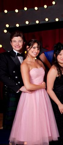 File:Rachel-kurt-promqueen.jpg