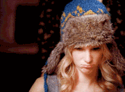 Brittany-glee-19608526-500-2368.gif