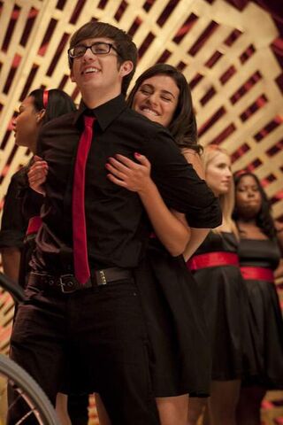 File:Glee-1341-large.jpg